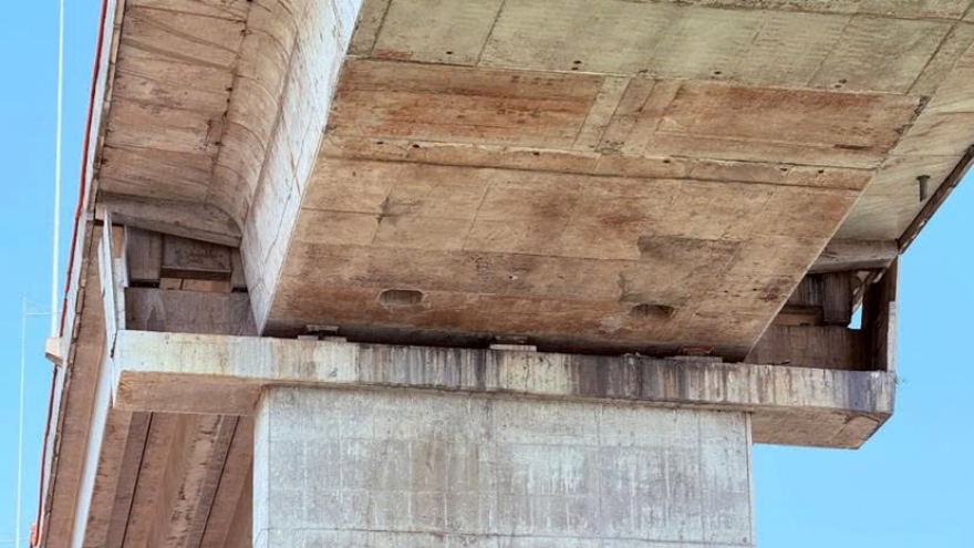 Cầu Long Thành bị quá tải, có dấu hiệu xuống cấp gây lo ngại về an toàn