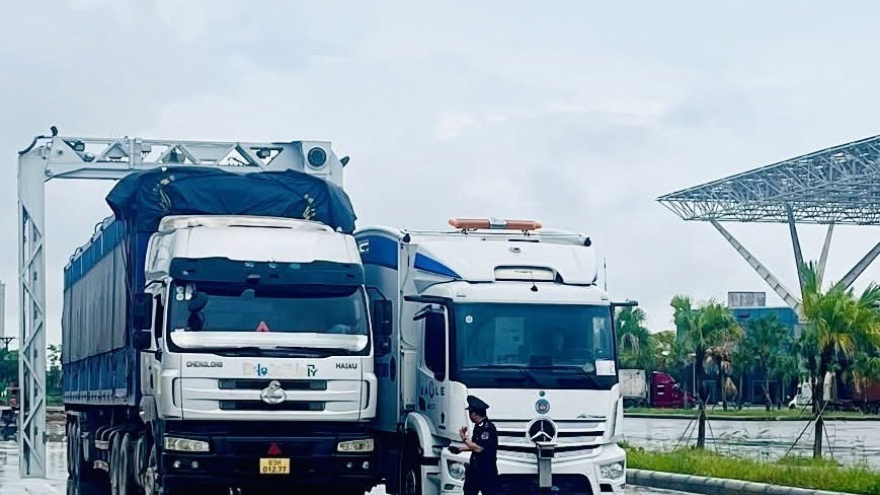 Hải quan chỉ đạo thông quan 24/7, siết chống buôn lậu dịp nghỉ lễ 30/4-1/5