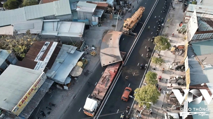 Lỗ hổng nào trong quản lý vận chuyển hàng siêu trường, siêu trọng