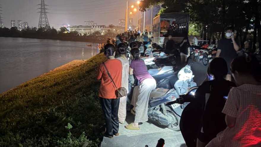 Hà Nội: Hai thiếu niên tử vong dưới hồ Yên Sở