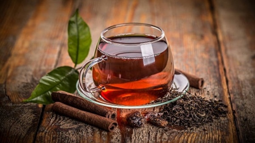 Lợi ích uống hồng trà đúng cách và không gây mất ngủ