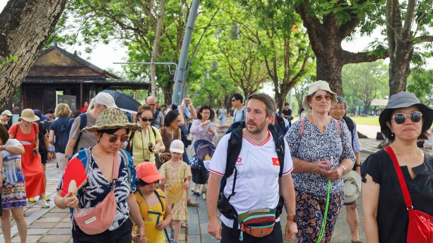 Huế đón hơn 395.000 lượt khách dịp Giỗ Tổ Hùng Vương