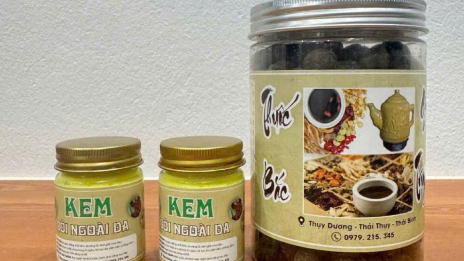 Triệt phá đường dây thuốc giả “Đông y Ông Hiền”