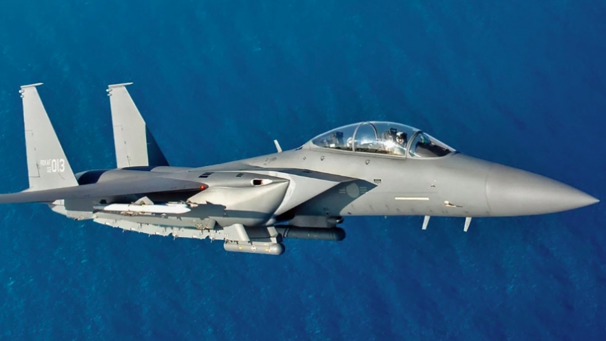 Hàn Quốc: Vụ va chạm 2 máy bay chiến đấu năm 2021 là do...chụp ảnh tự sướng