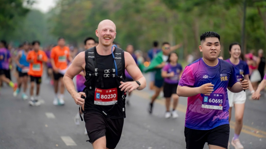 8.000 vận động viên tranh tài tại Giải VnExpress Marathon Huế 2026