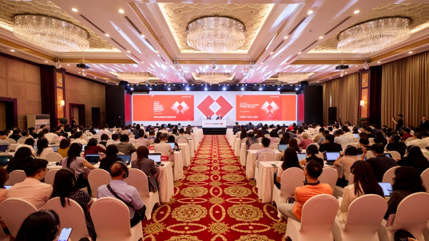 Techcombank chia cổ tức lên đến 67%, khẳng định vị thế dẫn đầu