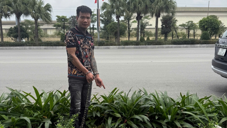 Nóng 24h ngày 28/4: Đâm đồng nghiệp rồi bỏ trốn, sa lưới sau 16 giờ