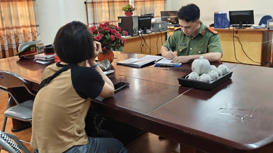 Không khai báo tạm trú cho người nước ngoài, một hộ dân bị phạt 4 triệu đồng