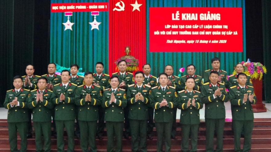 Đào tạo cao cấp lý luận chính trị cho Chỉ huy trưởng quân sự cấp xã