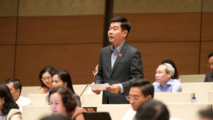 Đại biểu Quốc hội: Chỉ cho công chứng tại nơi có bất động sản sẽ tạo ra đặc quyền