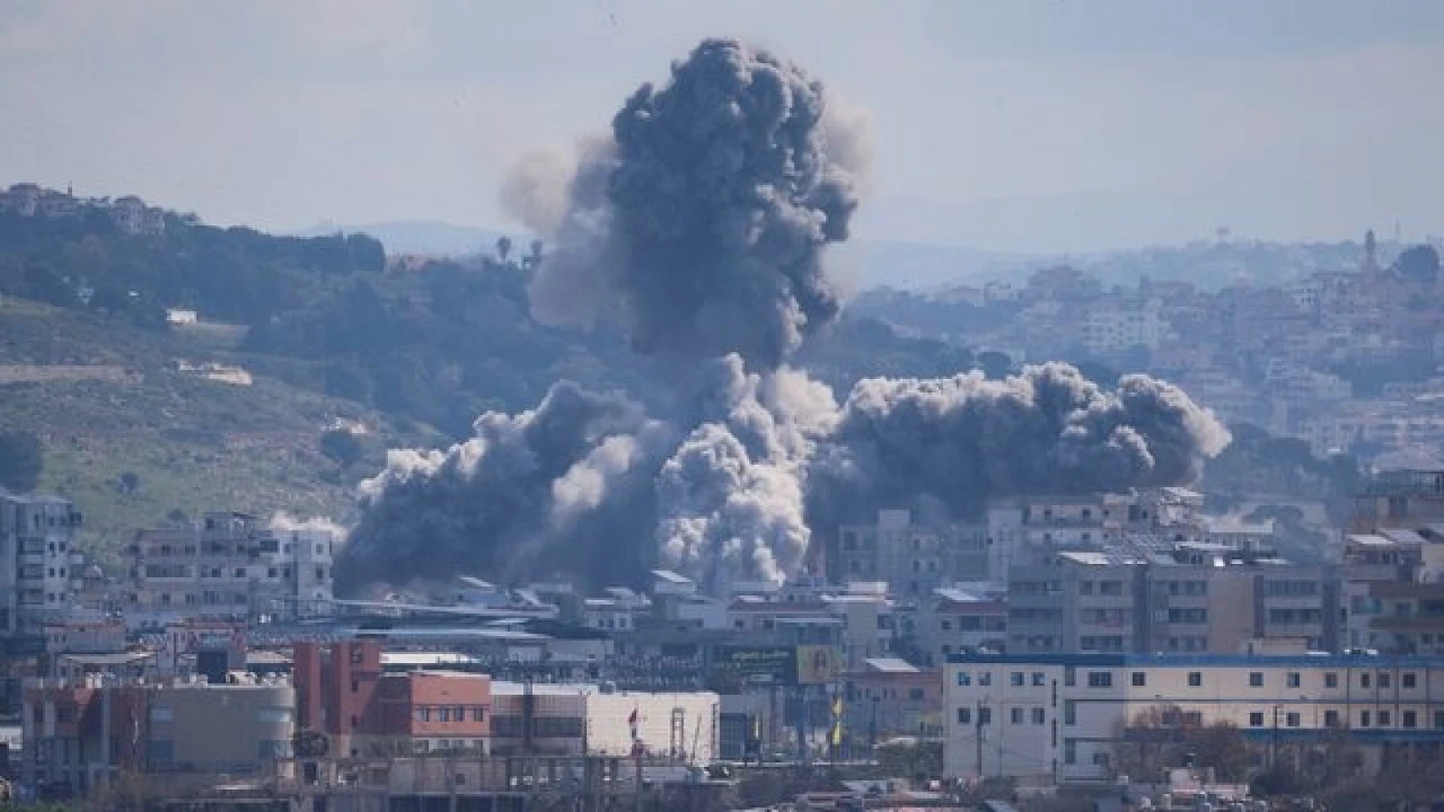 Hezbollah phản đối lệnh ngừng bắn Israel - Lebanon, giao tranh tiếp diễn ác liệt