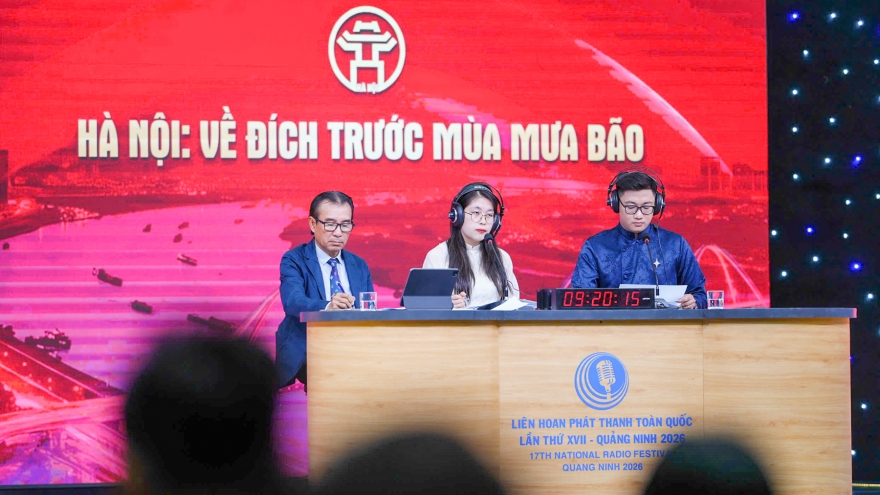 Sôi động thi phát thanh trực tiếp mở màn LHPT toàn quốc lần thứ XVII ở Quảng Ninh