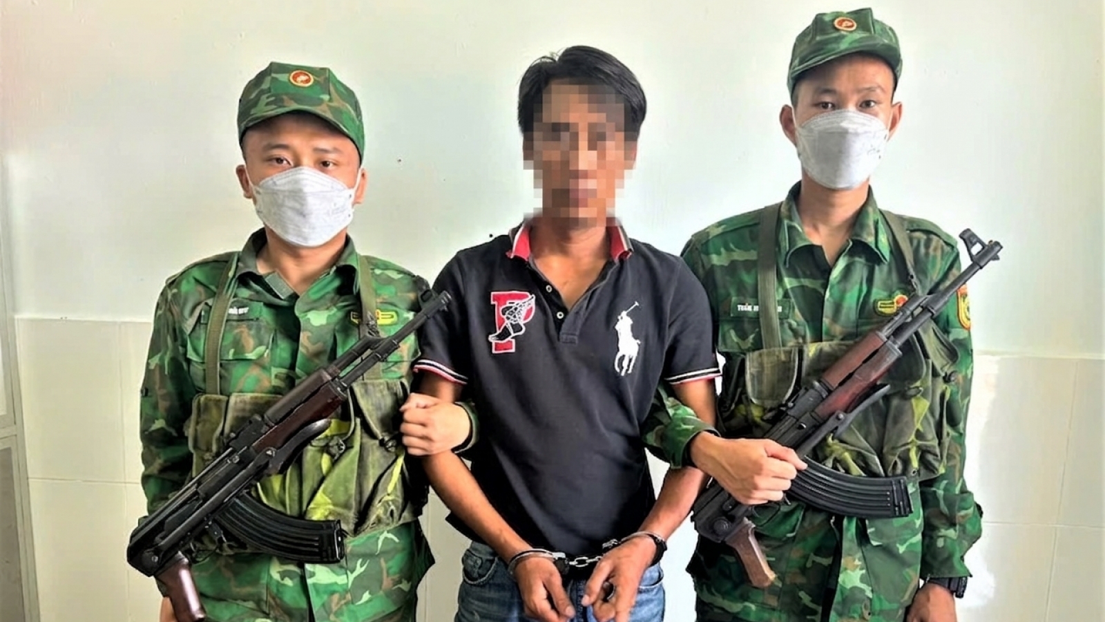 Biên phòng Cà Mau phát hiện đối tượng tàng trữ ma túy