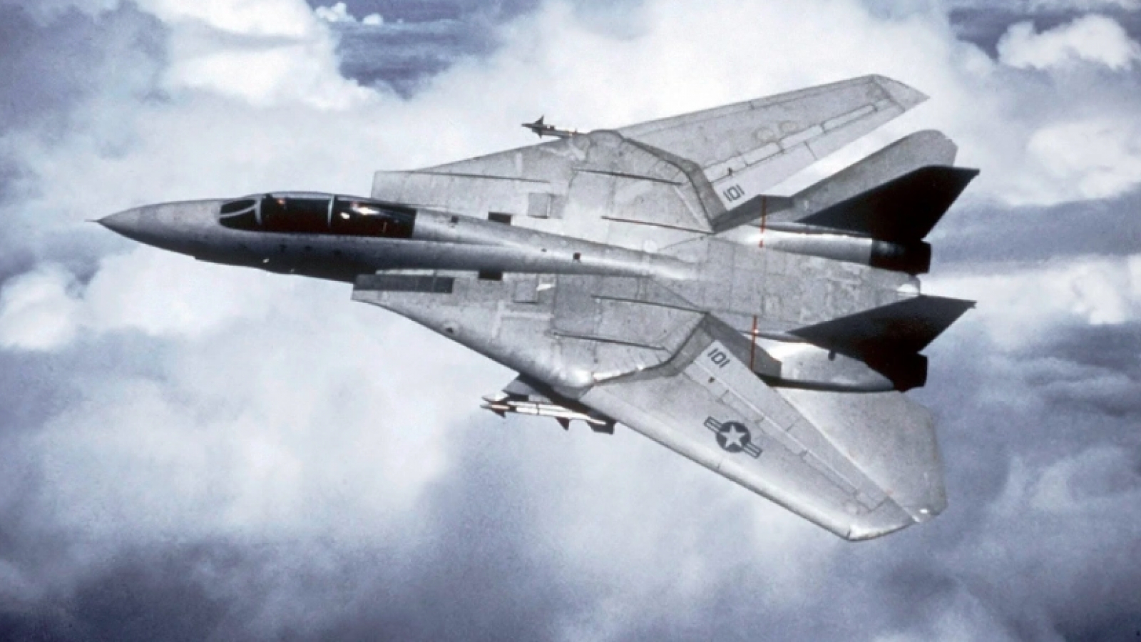 Lý do Mỹ xóa sổ gần như toàn bộ phi đội huyền thoại F-14 Tomcat