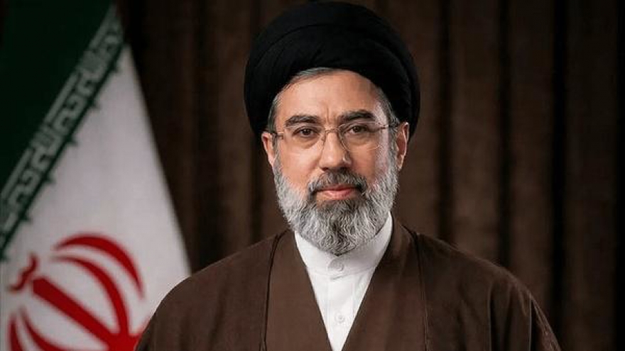 Lãnh tụ Tối cao Iran tuyên bố “chương mới” đang hình thành ở eo biển Hormuz