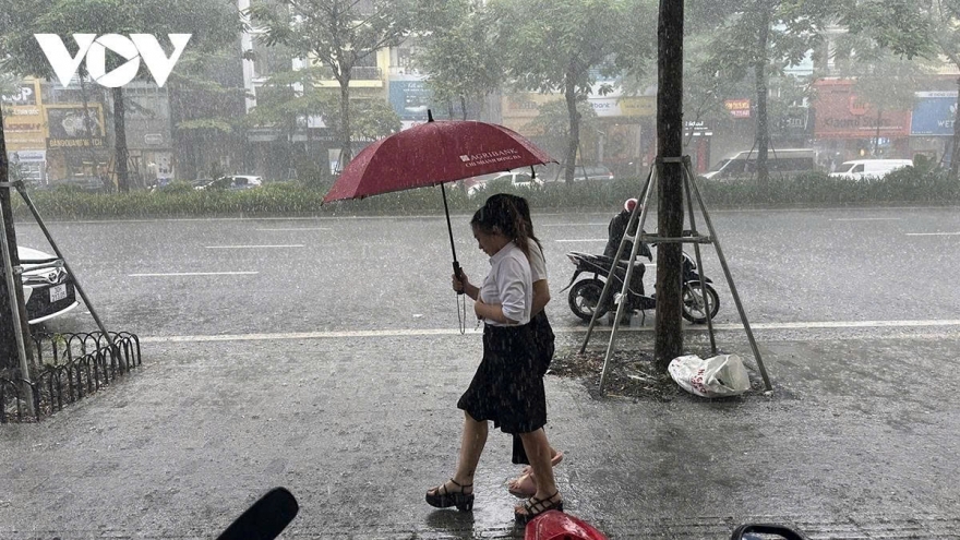 Thời tiết hôm nay 18/4: Cảnh báo vùng núi và trung du Bắc Bộ có mưa đá, gió giật