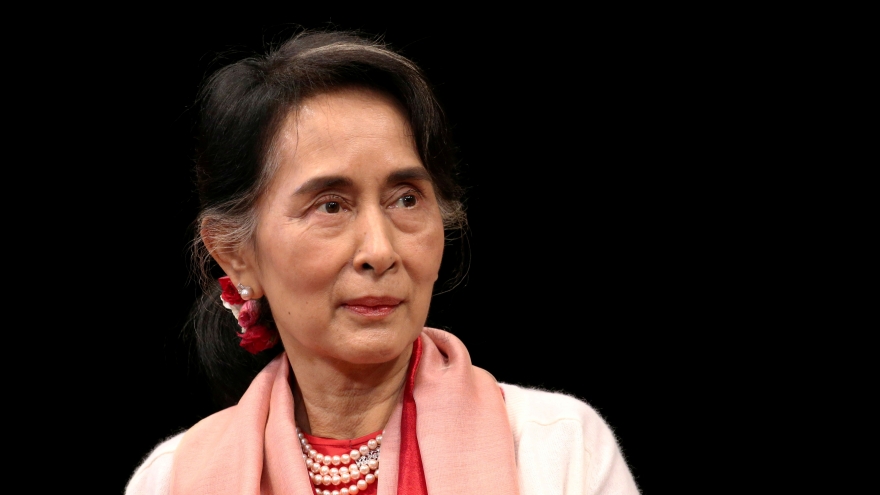 Myanmar giảm án cho bà Aung San Suu Kyi, trả tự do cho cựu Tổng thống Win Myint
