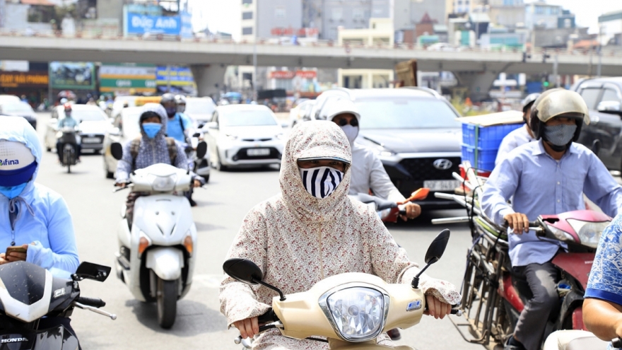 Nắng nóng gay gắt trên 40 độ C nóng kéo dài trong những ngày tới