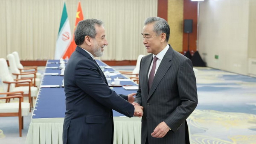 Ngoại trưởng Trung Quốc: Cánh cửa hòa bình Mỹ - Iran vẫn rộng mở