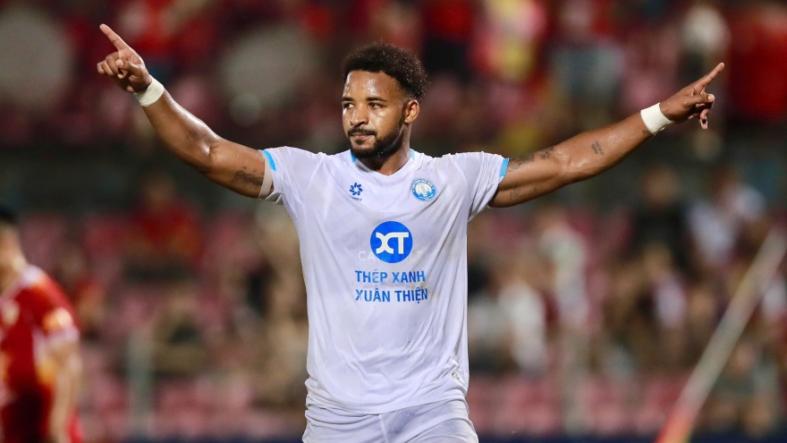 Nguyễn Xuân Son trải qua trận đấu kỳ lạ tại V-League