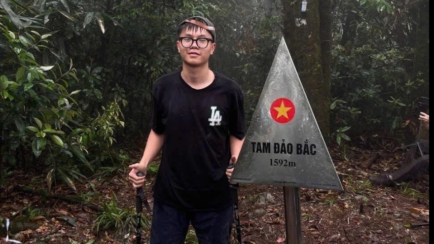 Hơn 36 tiếng sinh tồn của nam sinh bị lạc ở núi Tam Đảo