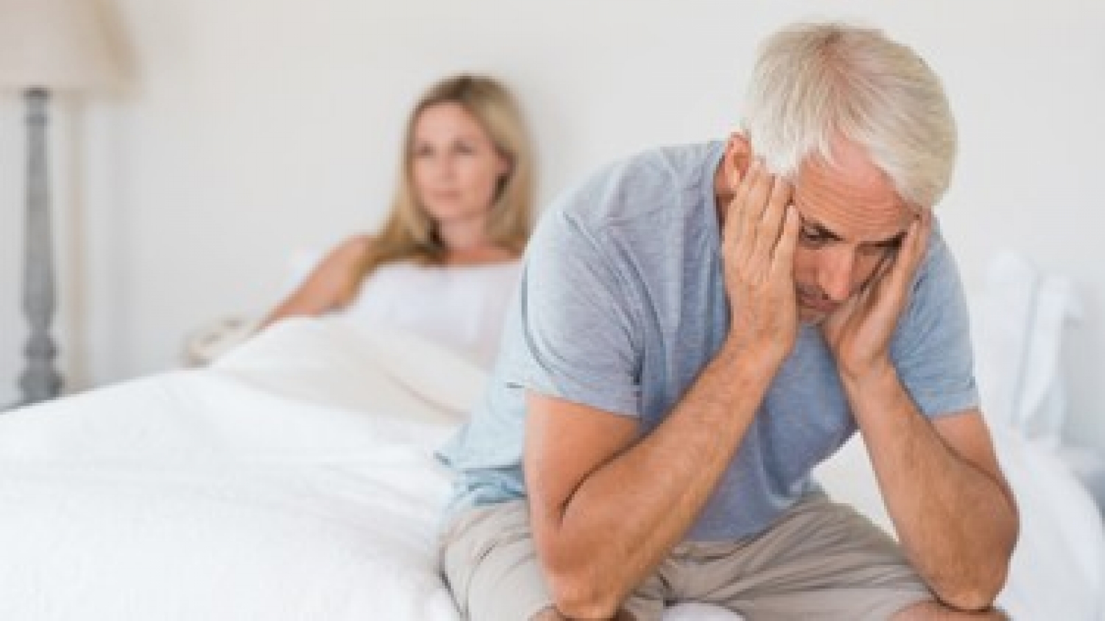 Chuyện khó nói của người đàn ông U70 trong chuyện "chăn gối"