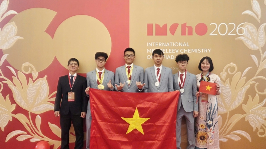 Học sinh Việt Nam đoạt 2 huy chương Vàng Olympic Hóa học Quốc tế