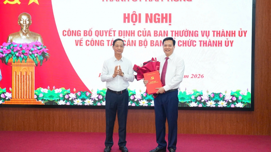 Ông Nguyễn Hoàng Long được giao quyền Chánh Văn phòng UBND TP Hải Phòng