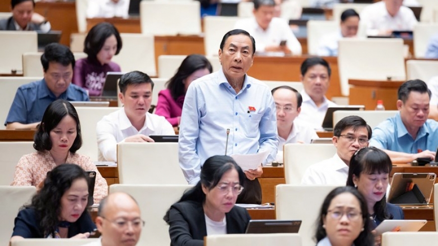 Đấu thầu “giá thấp” giảm hiệu quả đầu tư, đại biểu Quốc hội đề nghị sớm sửa luật