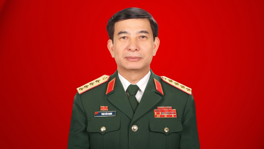 Tiểu sử Phó Thủ tướng, Bộ trưởng Bộ Quốc phòng Phan Văn Giang --- Demo