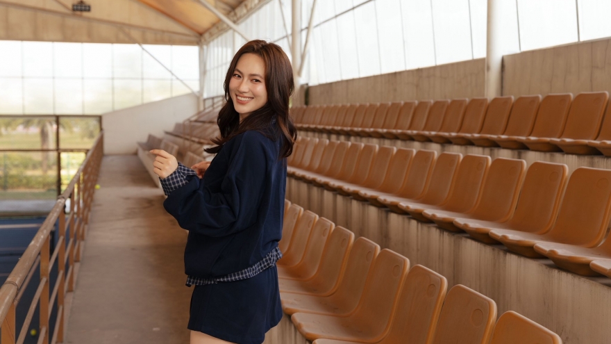 Phương Anh Đào khoe ảnh mới đẹp mê, thần thái cuốn hút gây sốt mạng xã hội