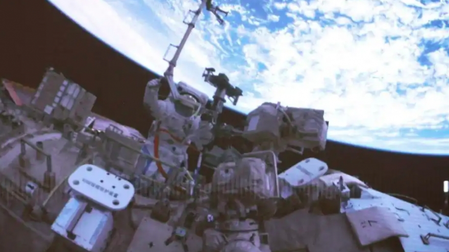 Phi hành đoàn Thần Châu-21 của Trung Quốc sẽ kéo dài thời gian trên quỹ đạo