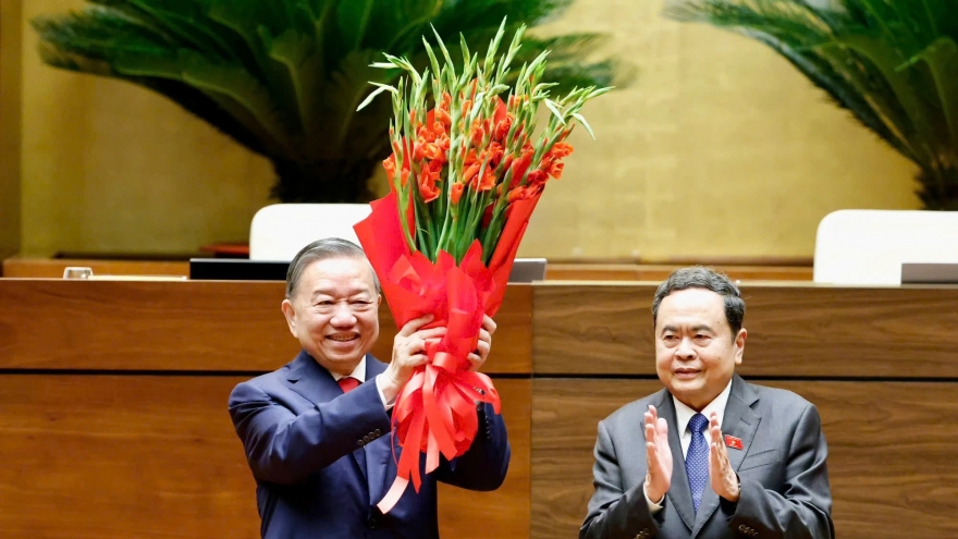 Lãnh đạo các nước gửi điện, thư chúc mừng các đồng chí Lãnh đạo chủ chốt