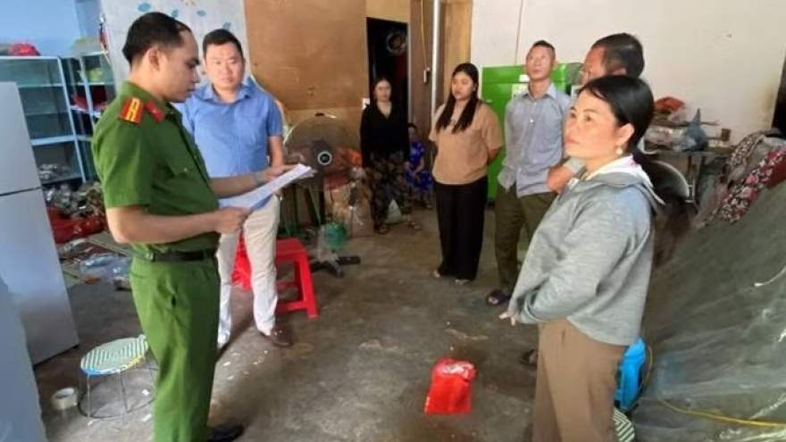 Khởi tố đối tượng sản xuất, buôn bán “thuốc nam gia truyền”