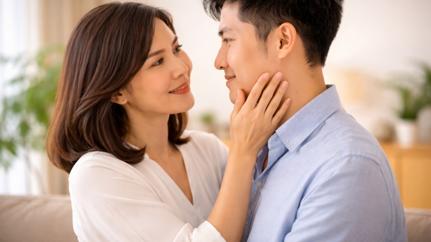 Yêu sếp nữ hơn 10 tuổi đã có 3 con, gia đình phản đối dữ dội nói tôi tham giàu