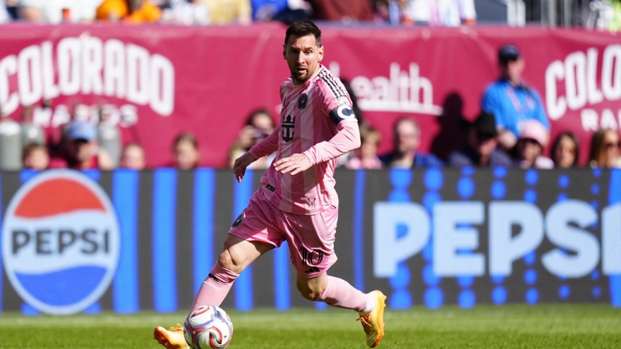 Messi tỏa sáng rực rỡ khi có "thầy mới"