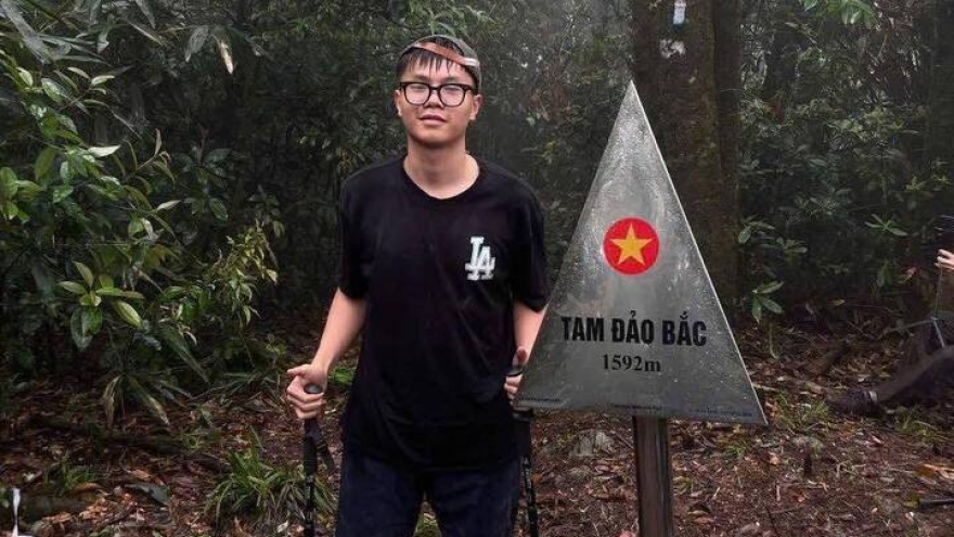 Đã tìm thấy nam sinh mất tích khi leo núi Tam Đảo