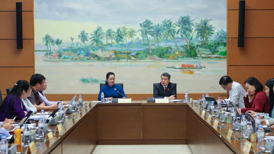 Quốc hội thảo luận KT-XH: Tin tưởng cam kết mạnh mẽ của Thủ tướng Lê Minh Hưng