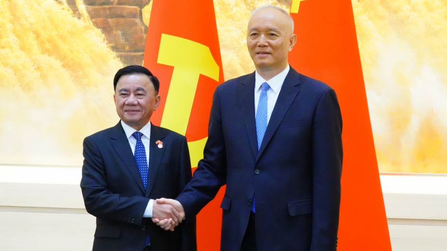 Thường trực Ban Bí thư hội đàm với Chánh Văn phòng TƯ Đảng Cộng sản Trung Quốc