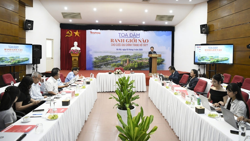 Chuyên gia đề xuất “4 trong suốt” trong đại chỉnh trang Hồ Tây