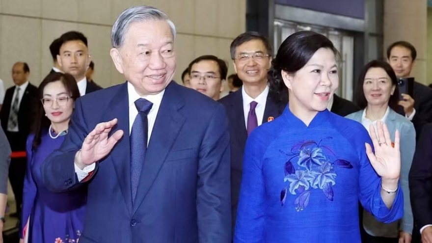 Tổng Bí thư, Chủ tịch nước và Phu nhân kết thúc tốt đẹp chuyến thăm Trung Quốc