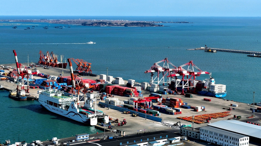 Trung Quốc đẩy mạnh phát triển thương mại điện tử dựa trên AI và xuyên biên giới