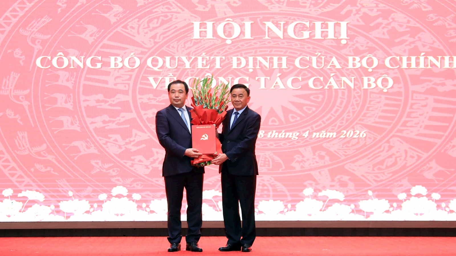 Bộ Chính trị phân công ông Trần Đức Thắng giữ chức Bí thư Thành ủy Hà Nội