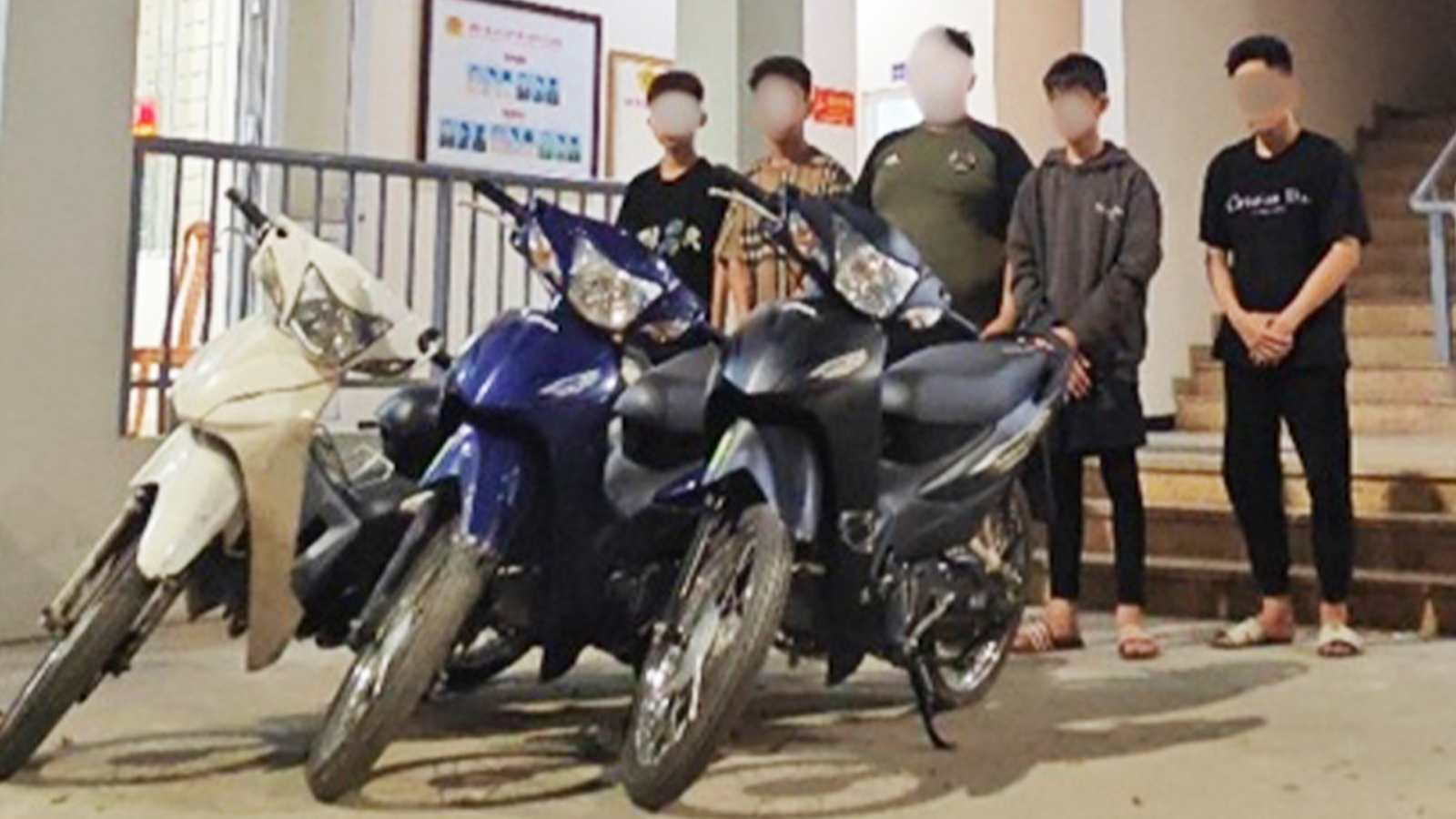Triệt phá nhóm thanh thiếu niên trộm cắp xe máy tại Hà Nội