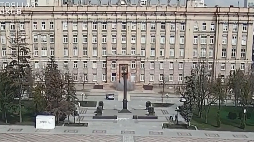 UAV phát nổ ở lối vào trụ sở văn phòng Thống đốc tỉnh Belgorod (Nga)