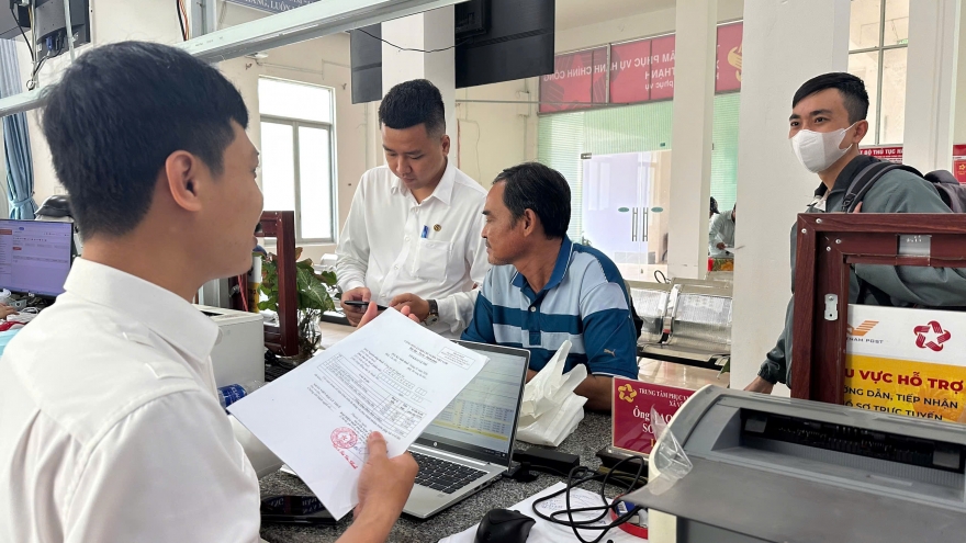 Hành chính cấp xã ở Cần Thơ, cán bộ vượt áp lực nhưng thuận lợi cho người dân