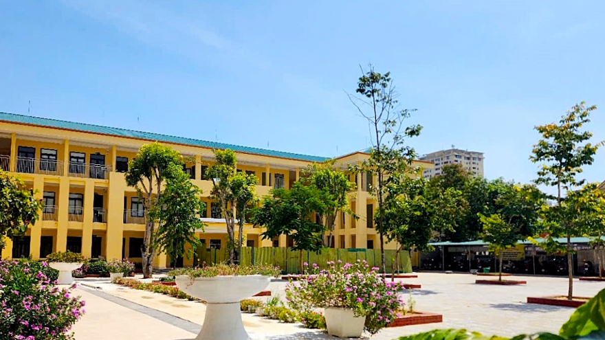 Nghệ An cho phép các trường chủ động điều chỉnh giờ học do nắng nóng gay gắt