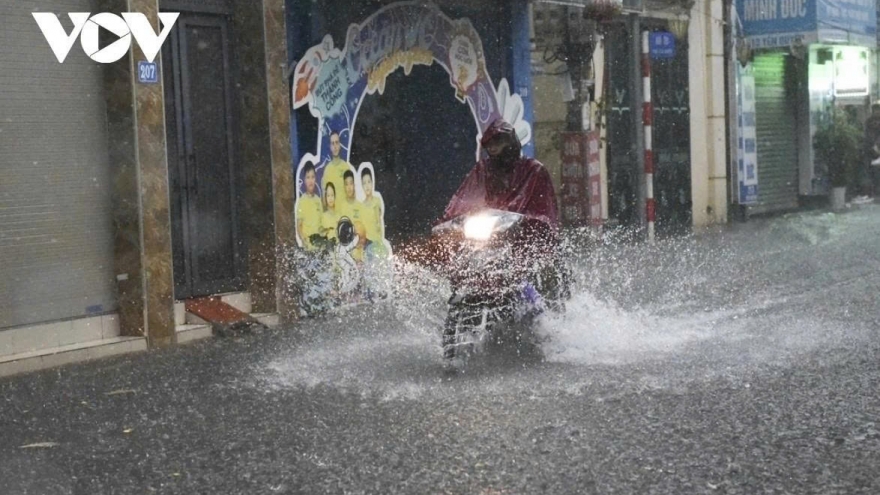 Thời tiết ngày 27/4: Bắc Bộ mưa rào, Hà Nội có nơi mưa to