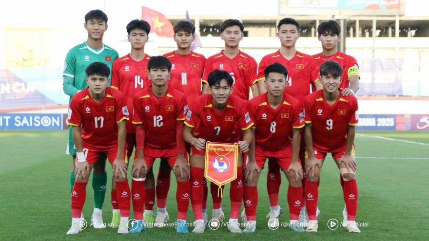 Danh sách U17 Việt Nam dự giải U17 Đông Nam Á: Con trai Quang Hải góp mặt