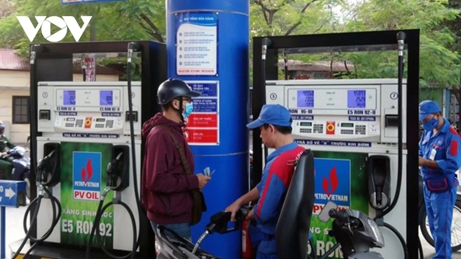 Việt Nam đẩy mạnh ngoại giao năng lượng để đảm bảo nguồn cung xăng dầu